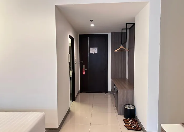 Crystal Suites Suvarnbhumi Airport